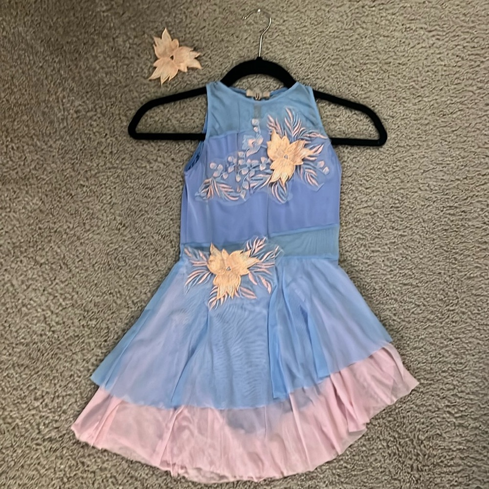 Revolution lyrical costume